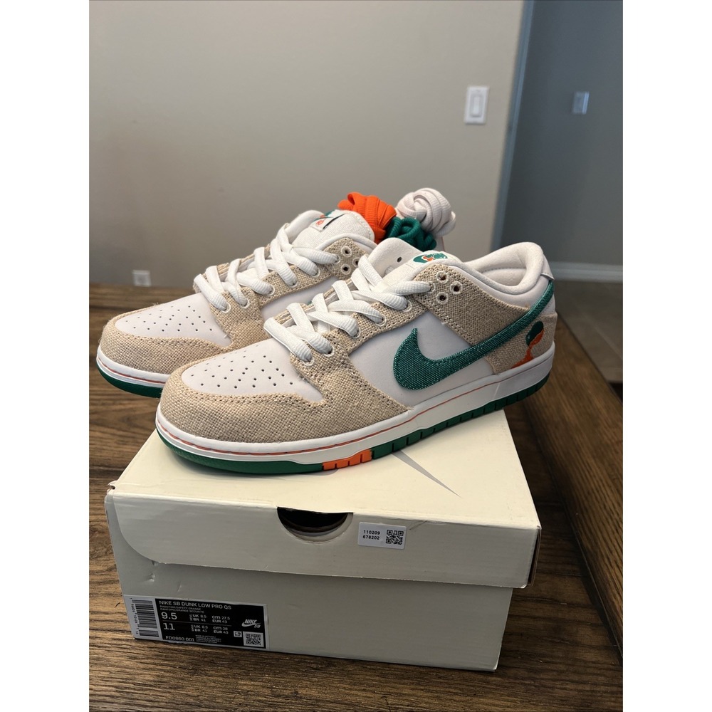 Nike SB Dunk Low "Jarritos" (Size 9.5) BRAND NEW!